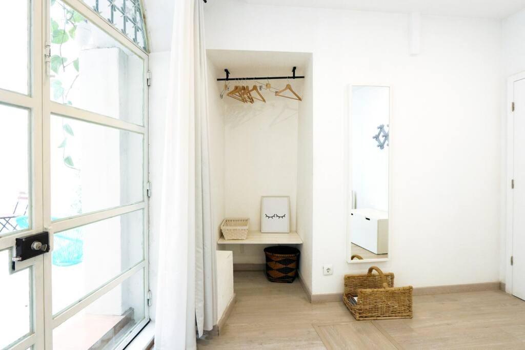 Apartamento Alfama'S Hidden Terrace Gem Lisboa Exterior foto